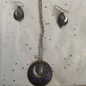 Necklace and earring set